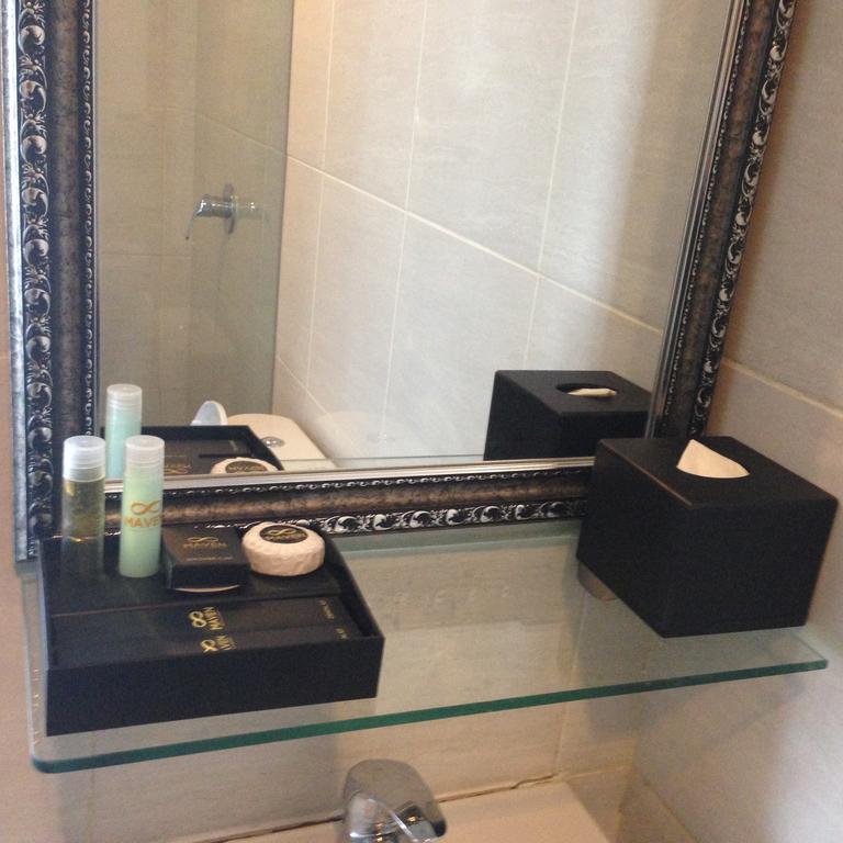 Maven Fatmawati Hotel Джакарта Экстерьер фото