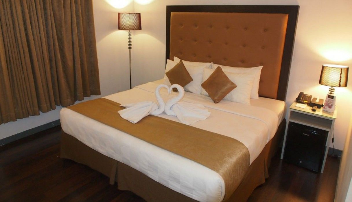 Maven Fatmawati Hotel Джакарта Экстерьер фото